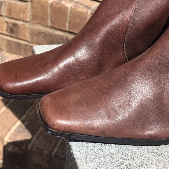 🚨B2G1 ANNE KLEIN Brown Heeled Boots - Picture 2 of 12